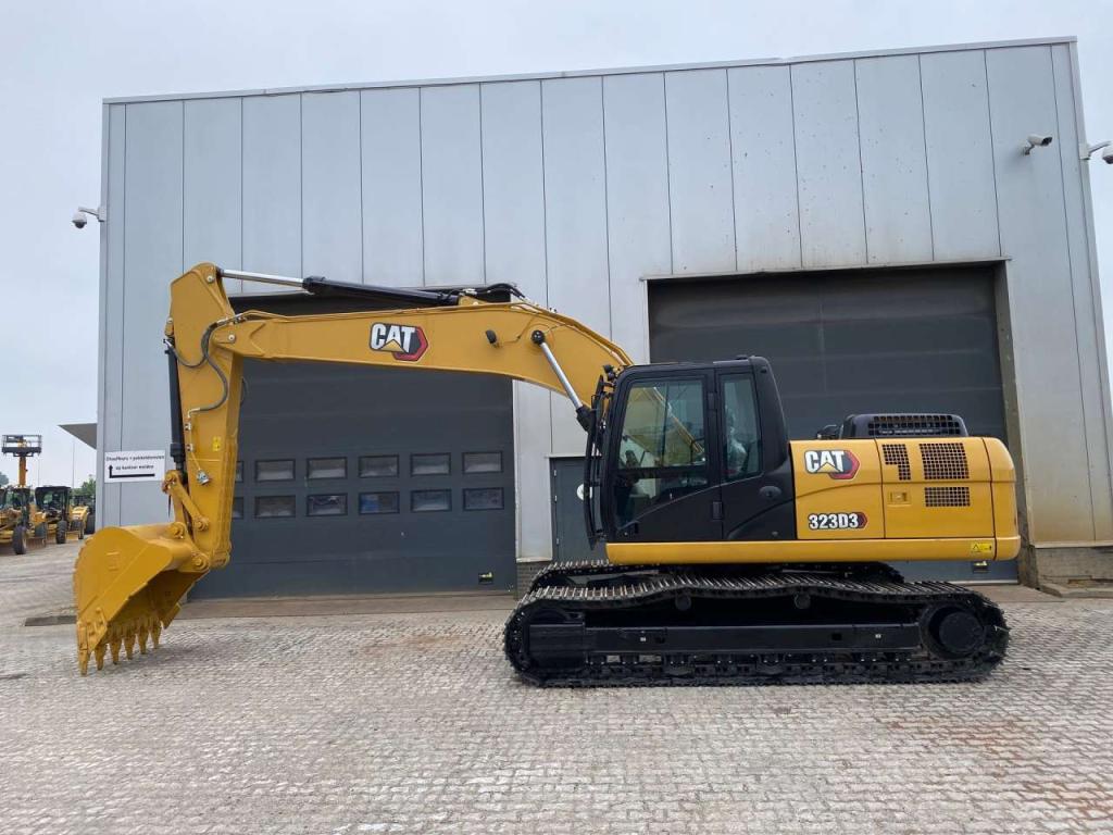 Caterpillar 323D3 Photo 1
