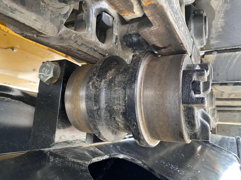 Caterpillar 323D3 Photo 11