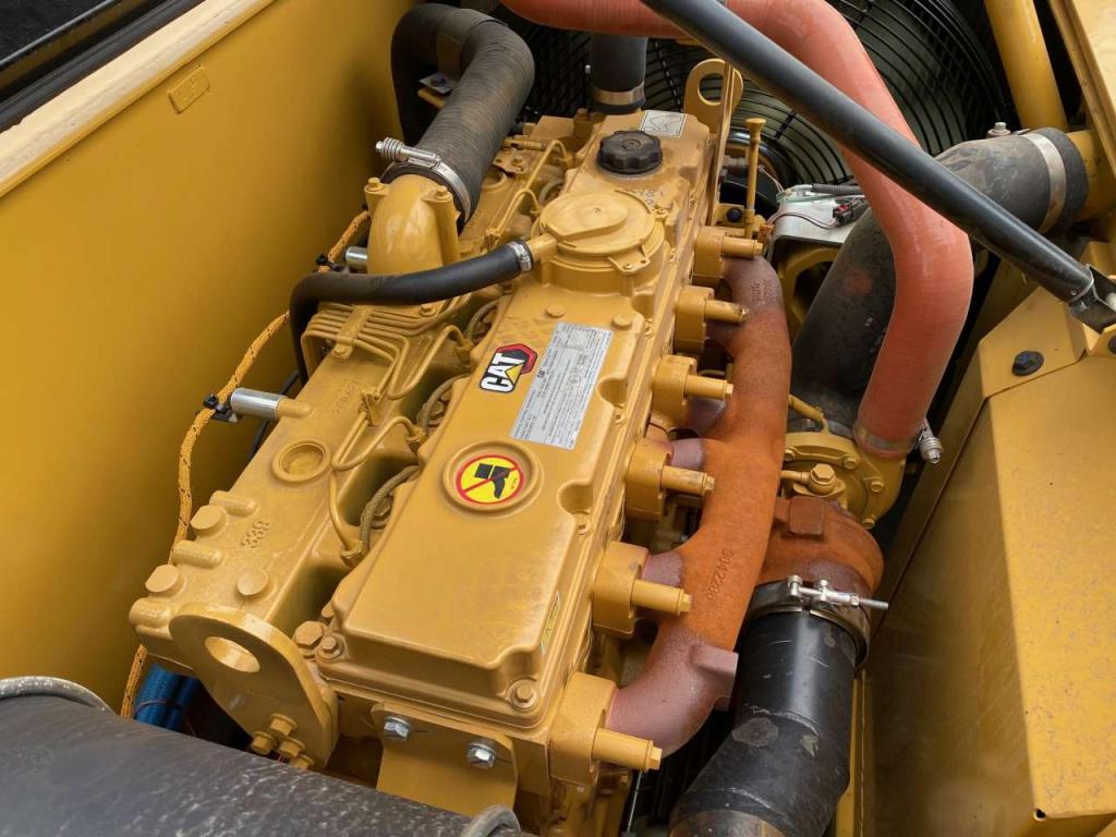 Caterpillar 323D3 Photo 24