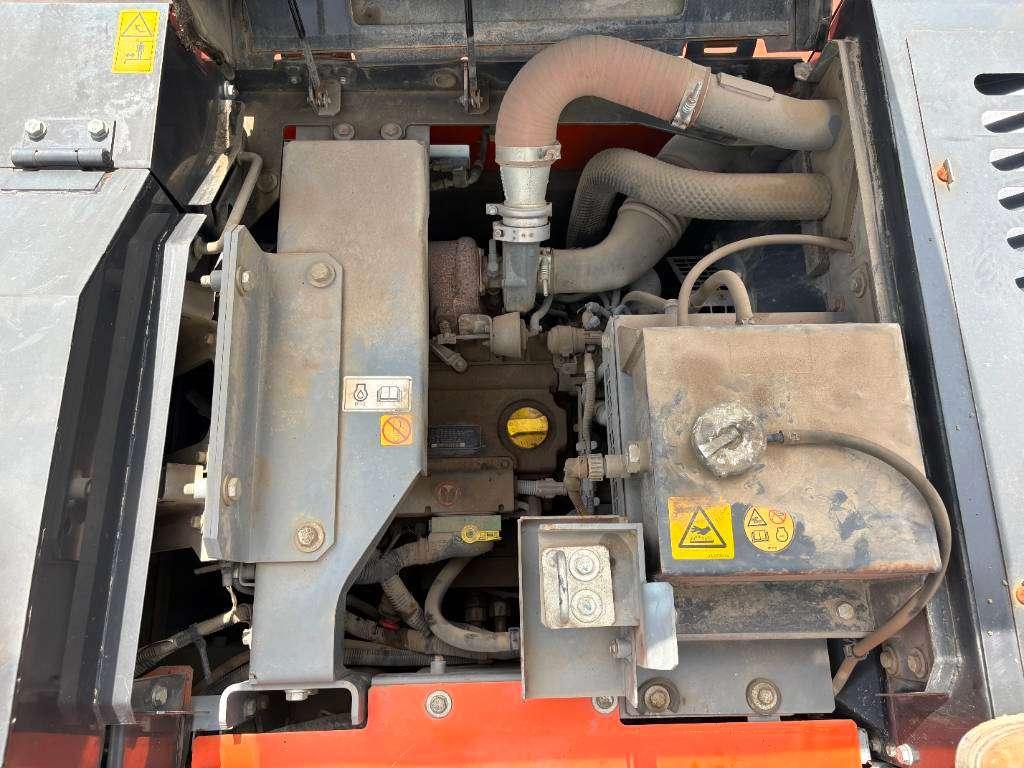 Hitachi ZX 140 W-6 (3 Pieces available) Photo 10