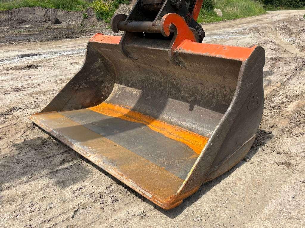 Hitachi ZX 140 W-6 (3 Pieces available) Photo 16