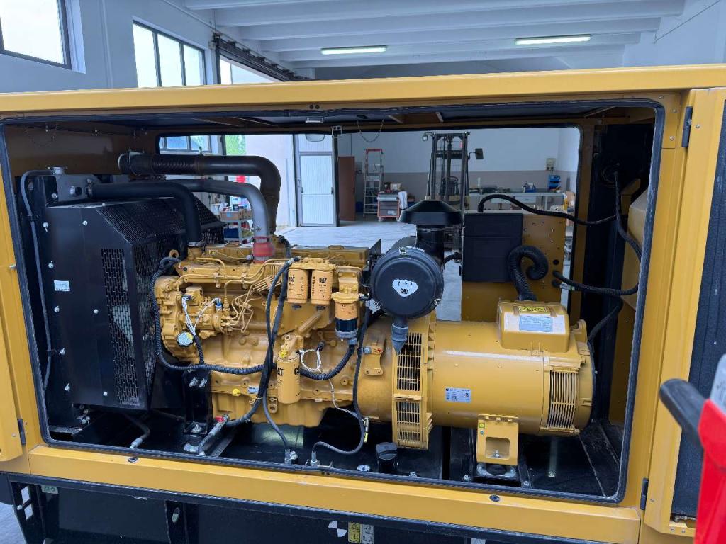 Caterpillar DE 165 EO Photo 5