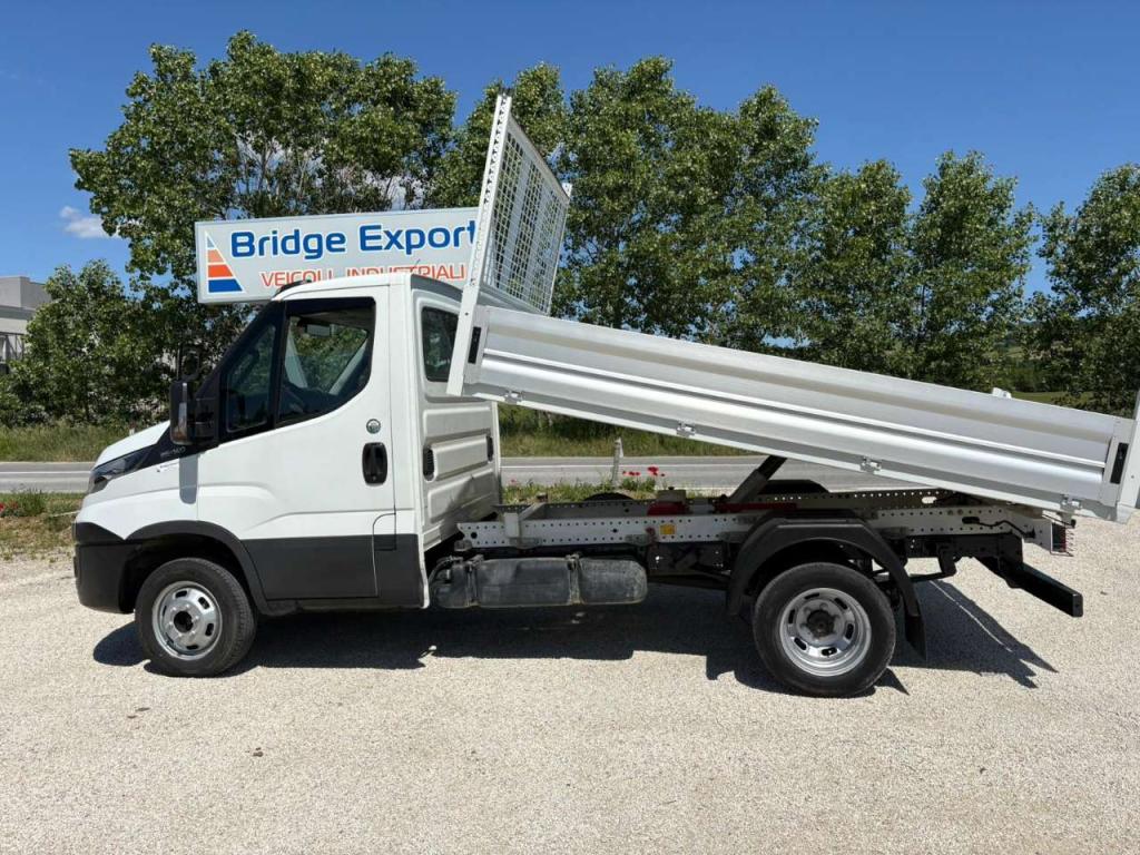 Iveco DAILY 35C14 EURO 6 - 90.000KM Photo 3