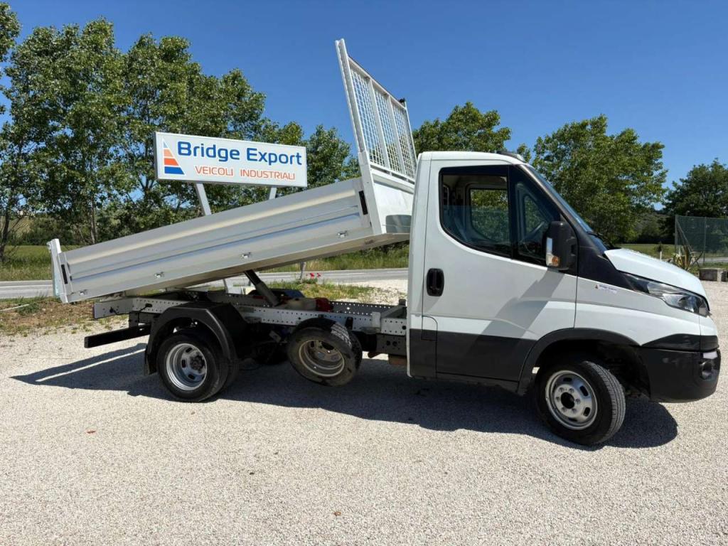 Iveco DAILY 35C14 EURO 6 - 90.000KM Photo 8