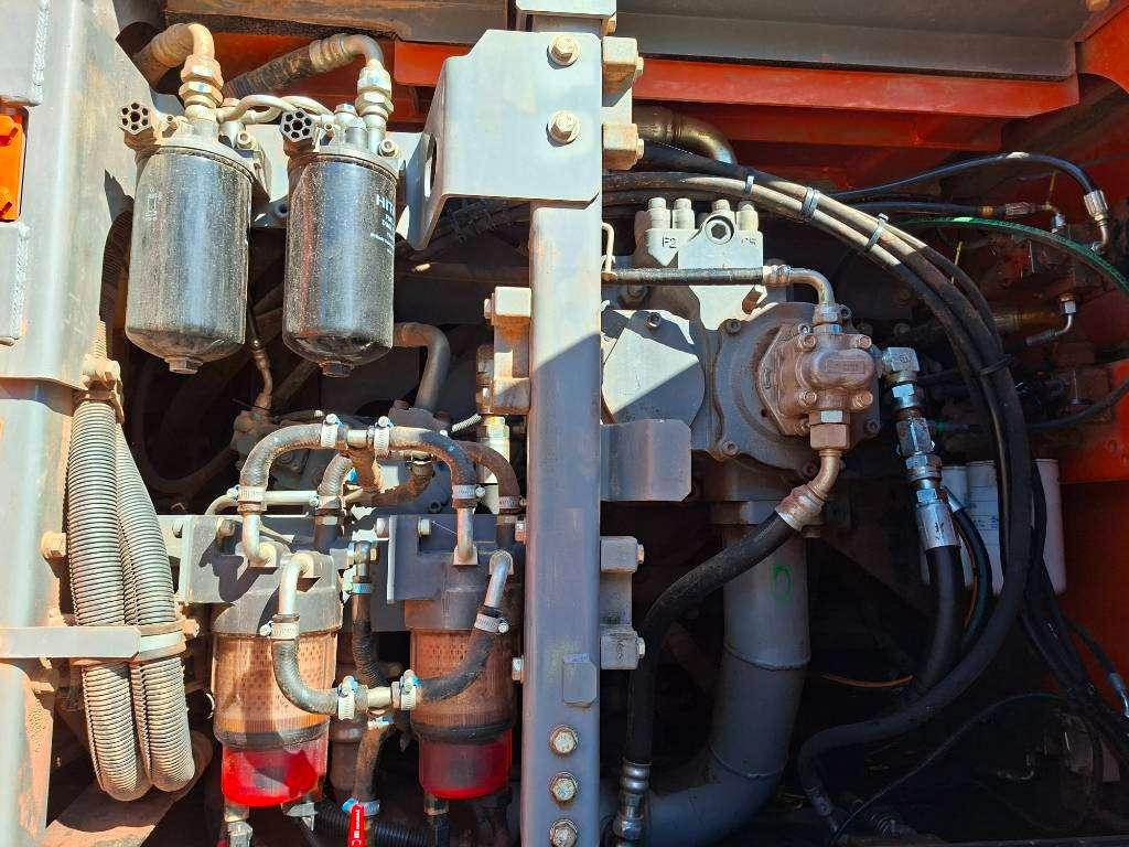 Hitachi ZX490LCH-7 Photo 11