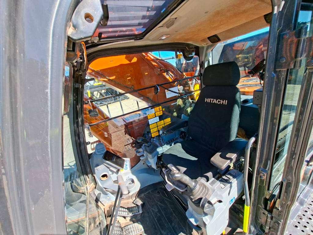Hitachi ZX490LCH-7 Photo 15