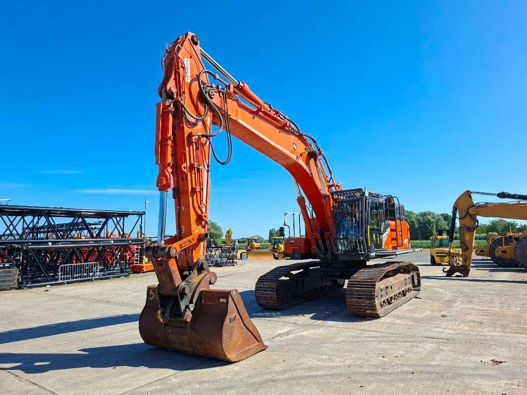 Hitachi ZX490LCH-7 Photo 7