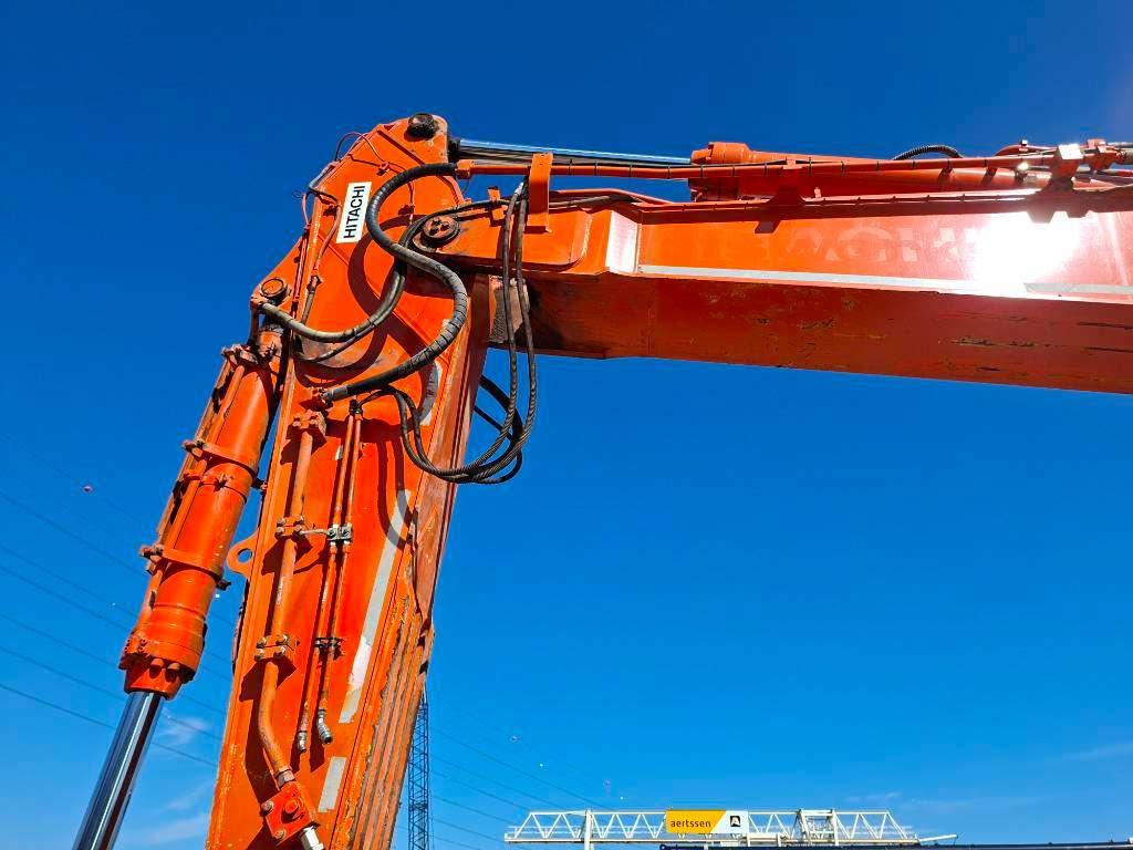 Hitachi ZX490LCH-7 Photo 9