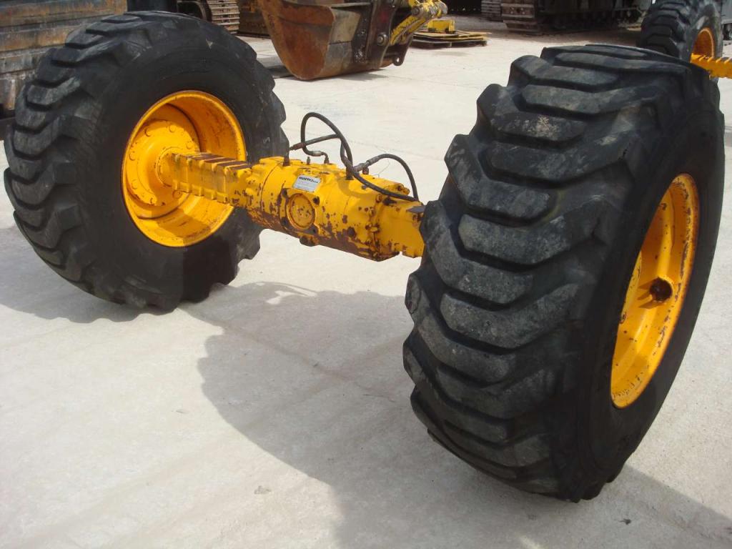 Essieu arrière pour per Muletto Mecalac 8CXI Photo 6