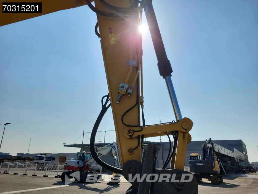 Caterpillar 323 -07B Photo 11