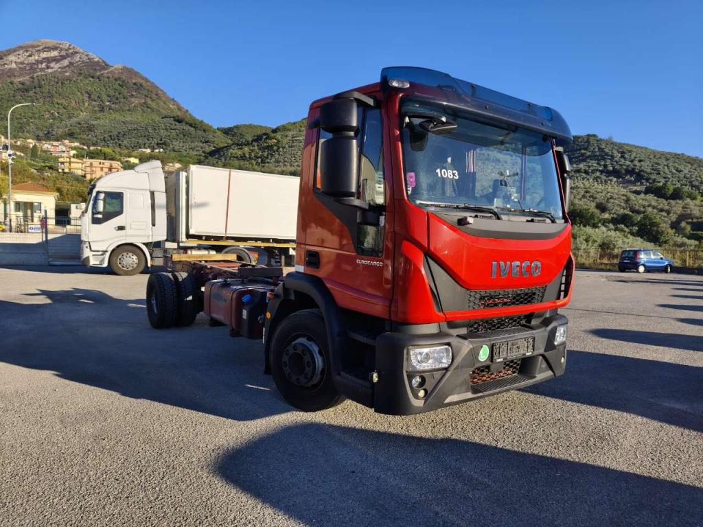 Iveco EUROCARGO 150-280 Photo 13