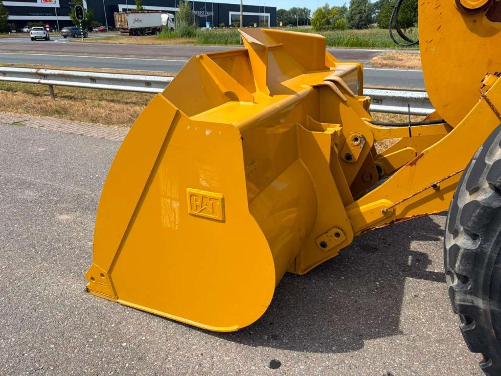 Caterpillar 926M Photo 10