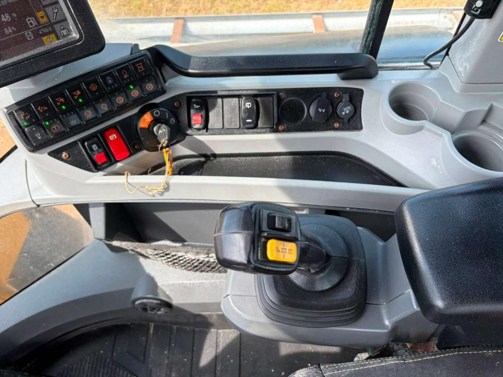 Caterpillar 926M Photo 18