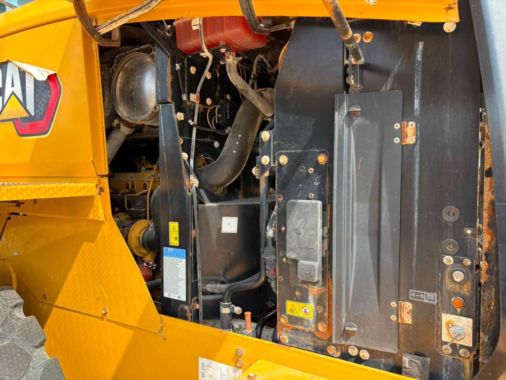 Caterpillar 926M Photo 26