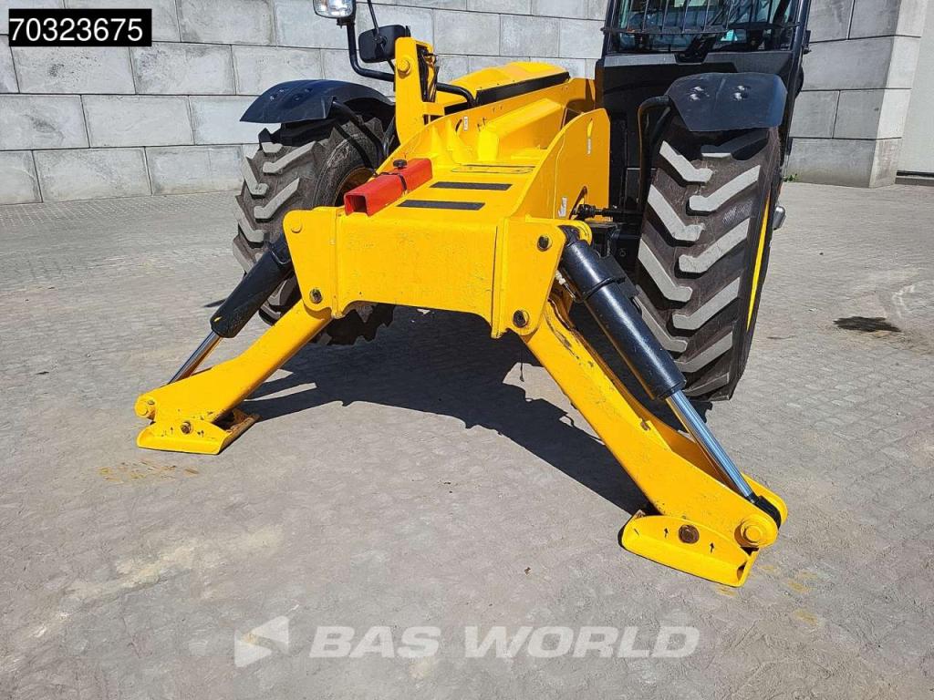 JCB 540V140 A/C - Sway Photo 19