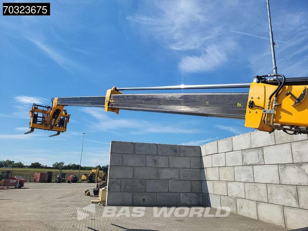 JCB 540V140 A/C - Sway Photo 22