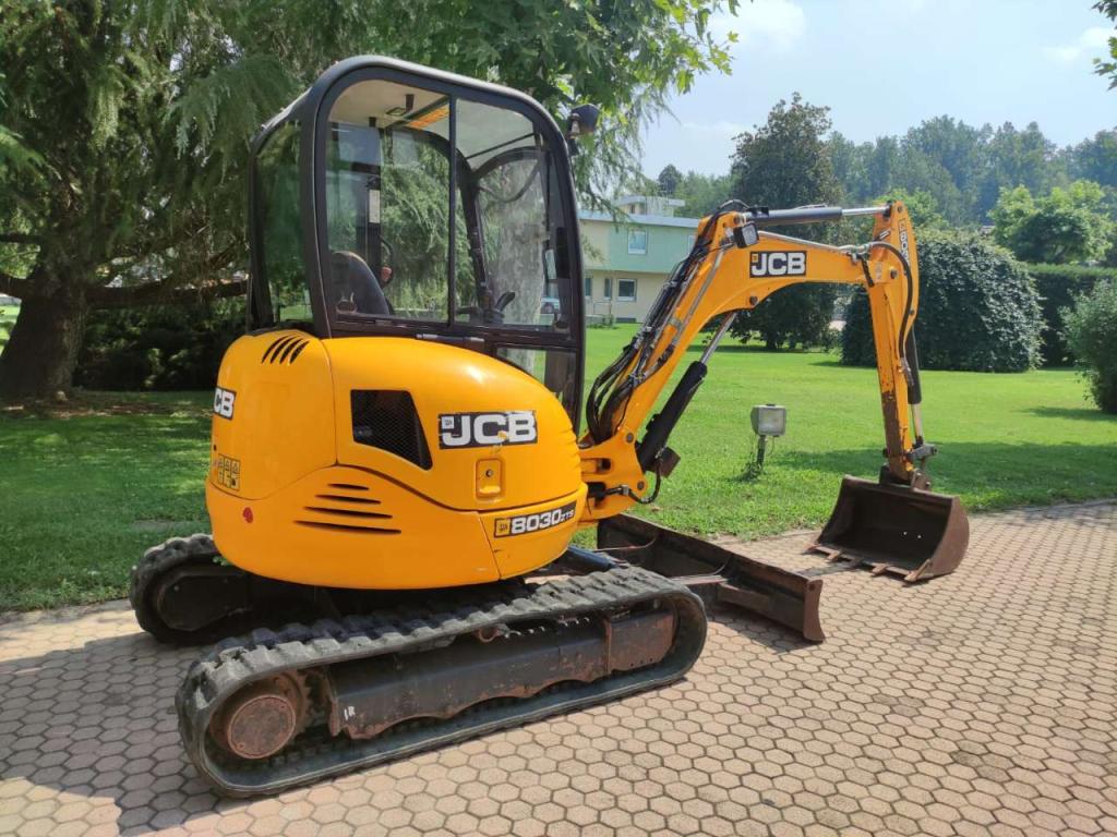 JCB 8030 Photo 2