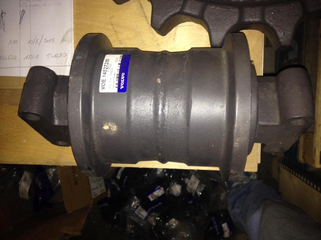 Galets inférieurs pour Volvo EC140 Photo 1