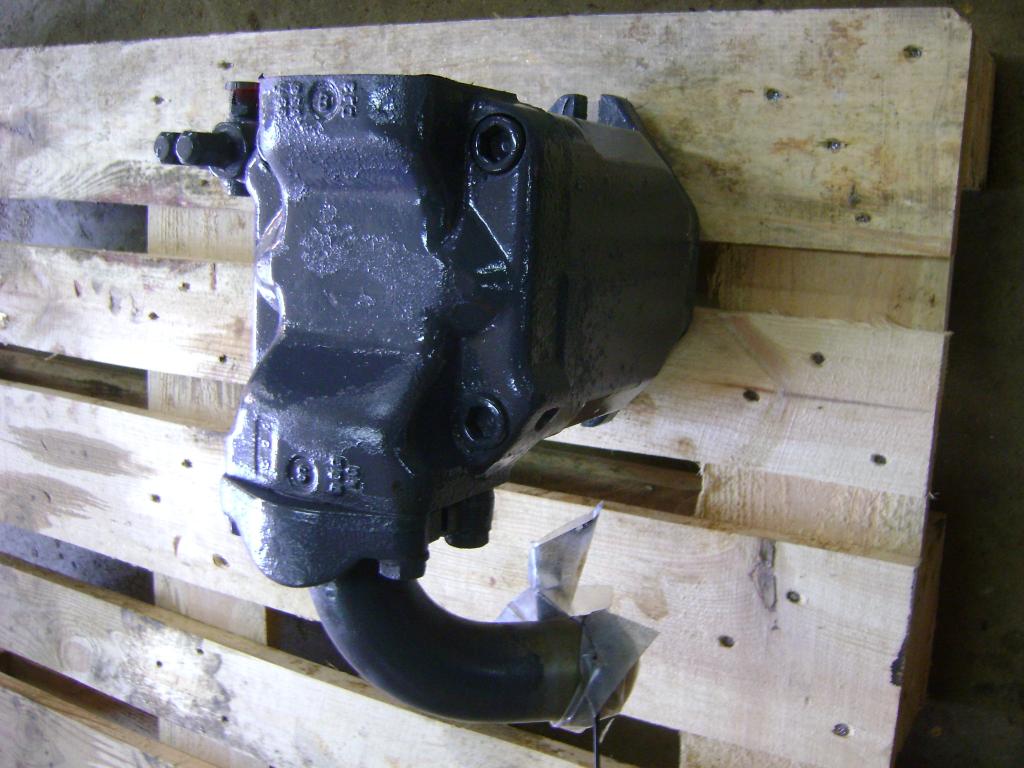 Pompe hydraulique pour Fiat Kobelco W 130 Photo 2