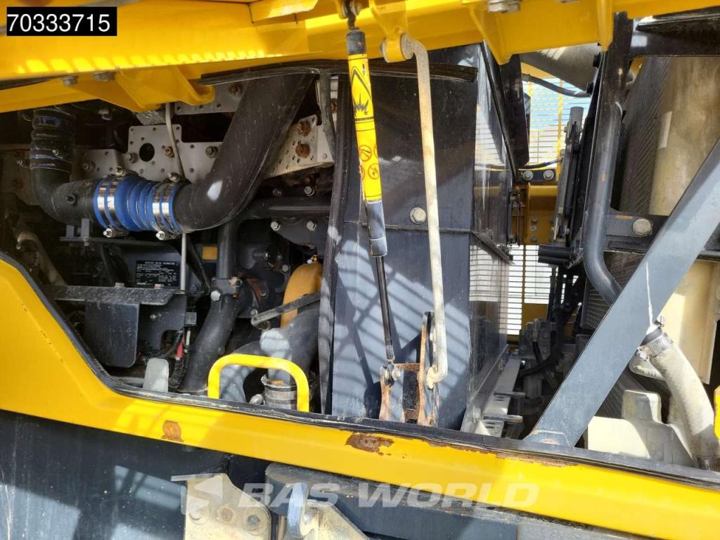 Komatsu WA500 -7 Photo 16