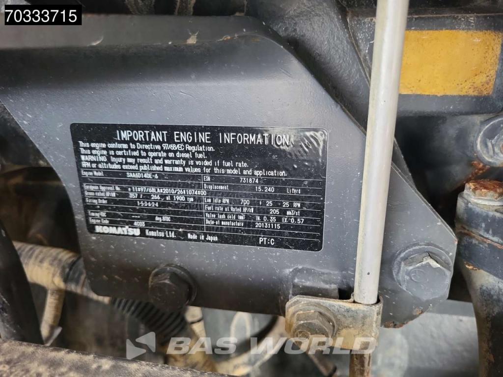 Komatsu WA500 -7 Photo 17