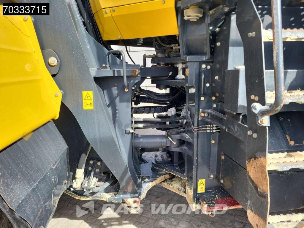 Komatsu WA500 -7 Photo 22