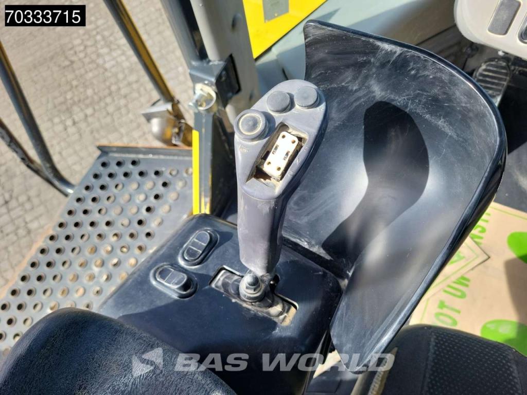 Komatsu WA500 -7 Photo 30