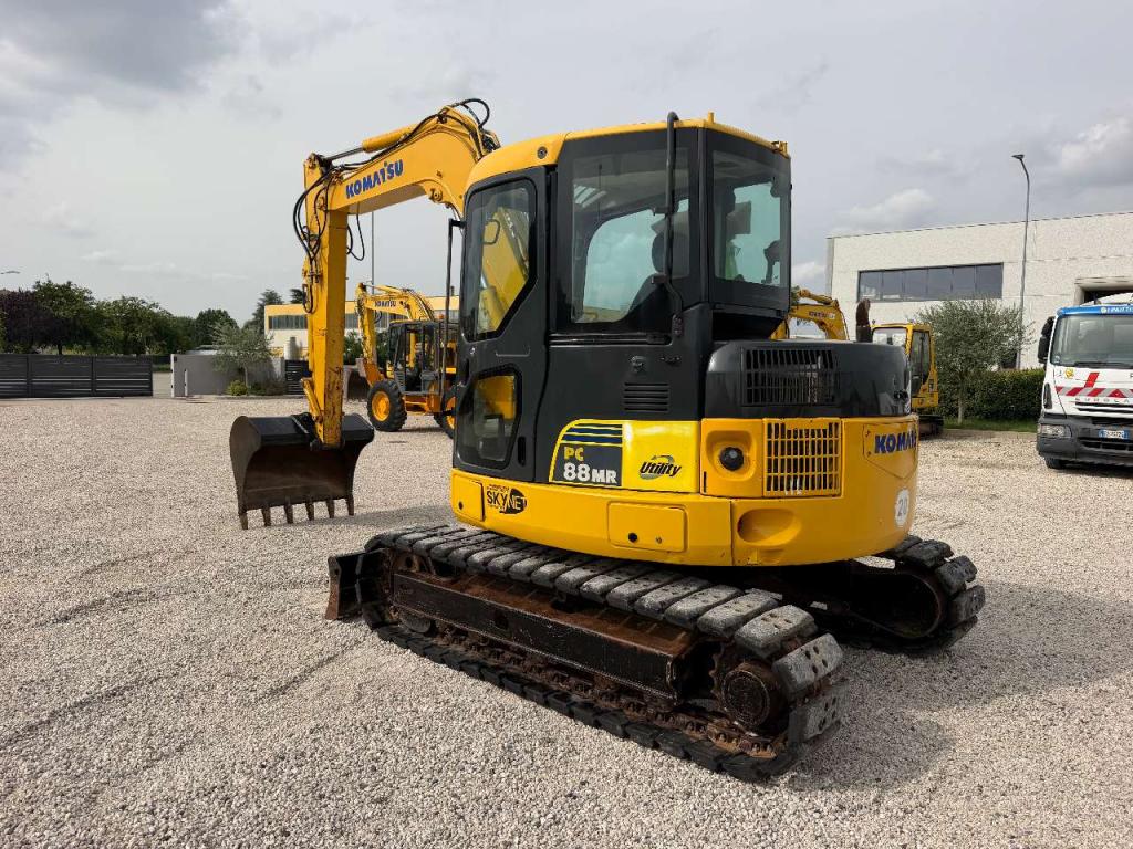 Komatsu PC 88MR-6 Photo 1