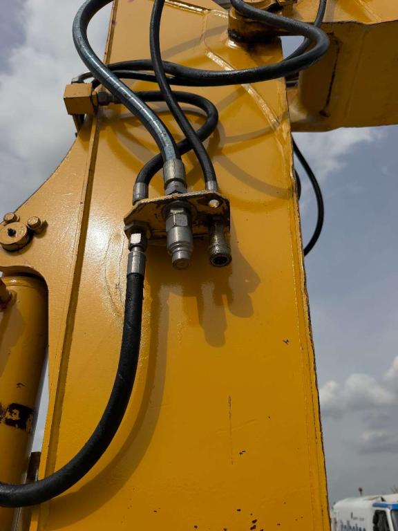 Komatsu PC 88MR-6 Photo 9
