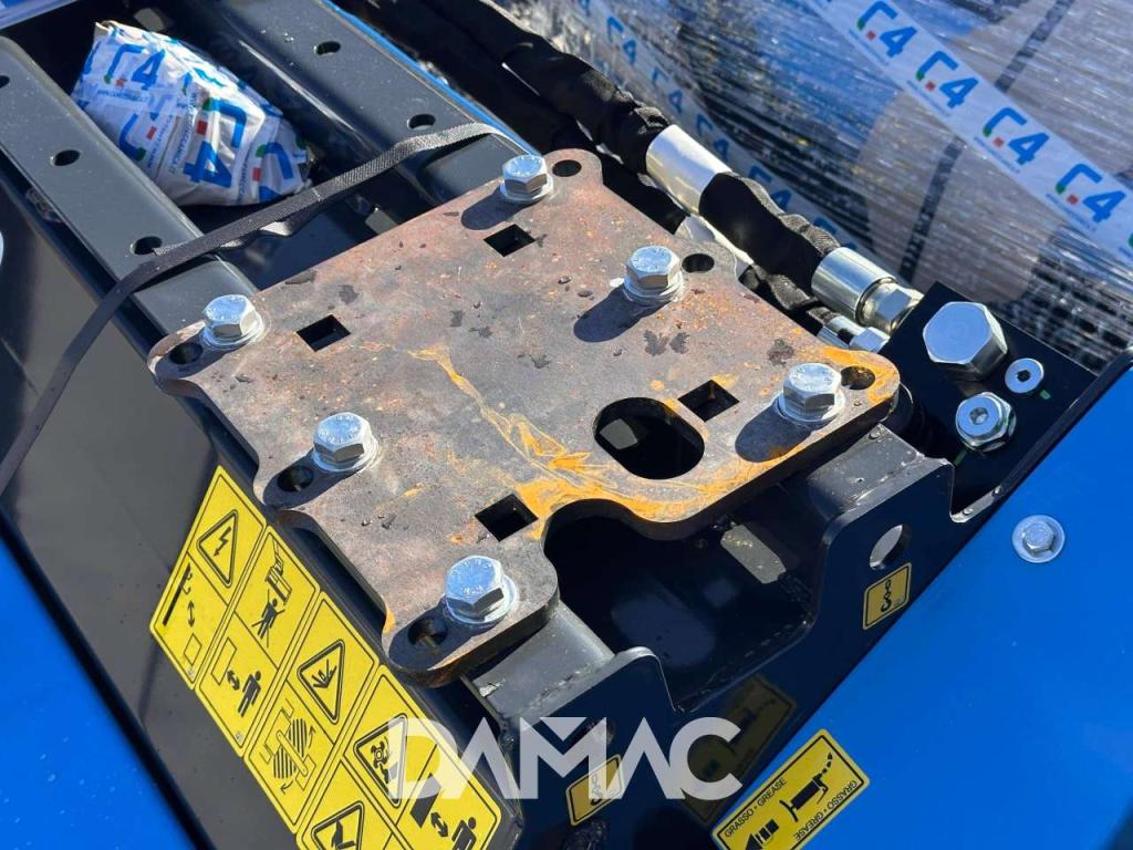 C4 B110 Photo 6