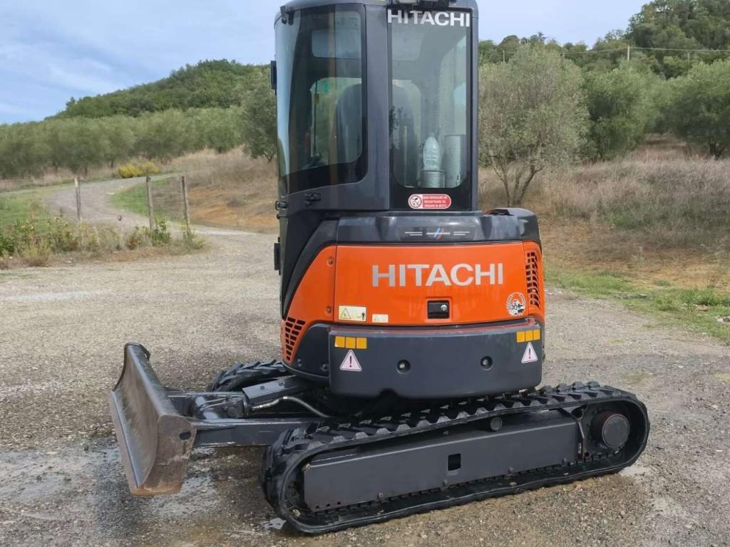 Hitachi ZX38U-3 Photo 2