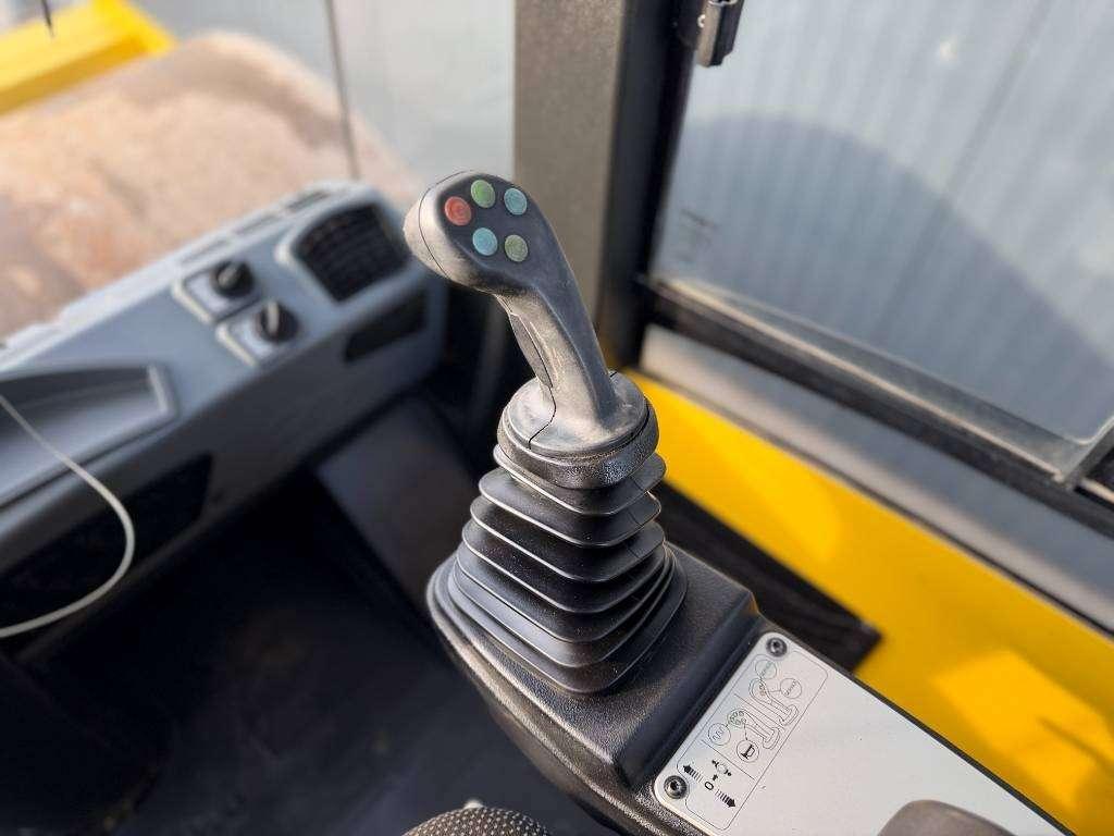 Bomag BW213D-5 Photo 29