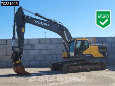 Volvo EC250 E L Photo 1