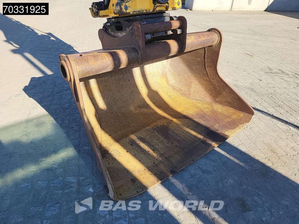 Volvo EC250 E L Photo 10
