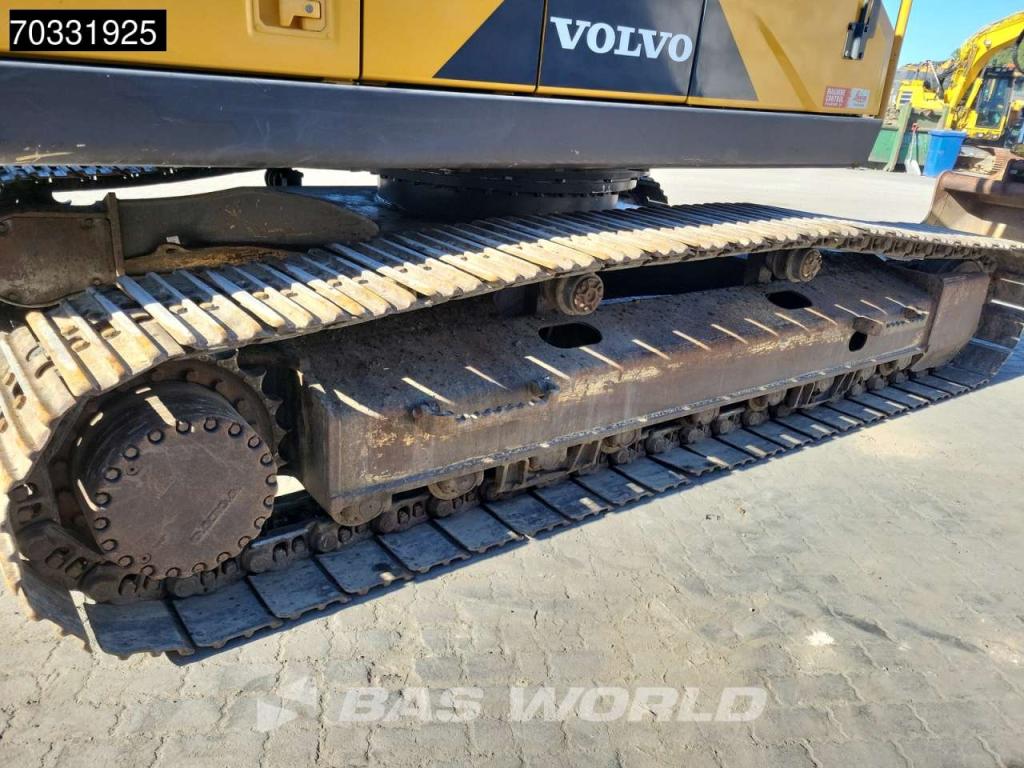 Volvo EC250 E L Photo 22