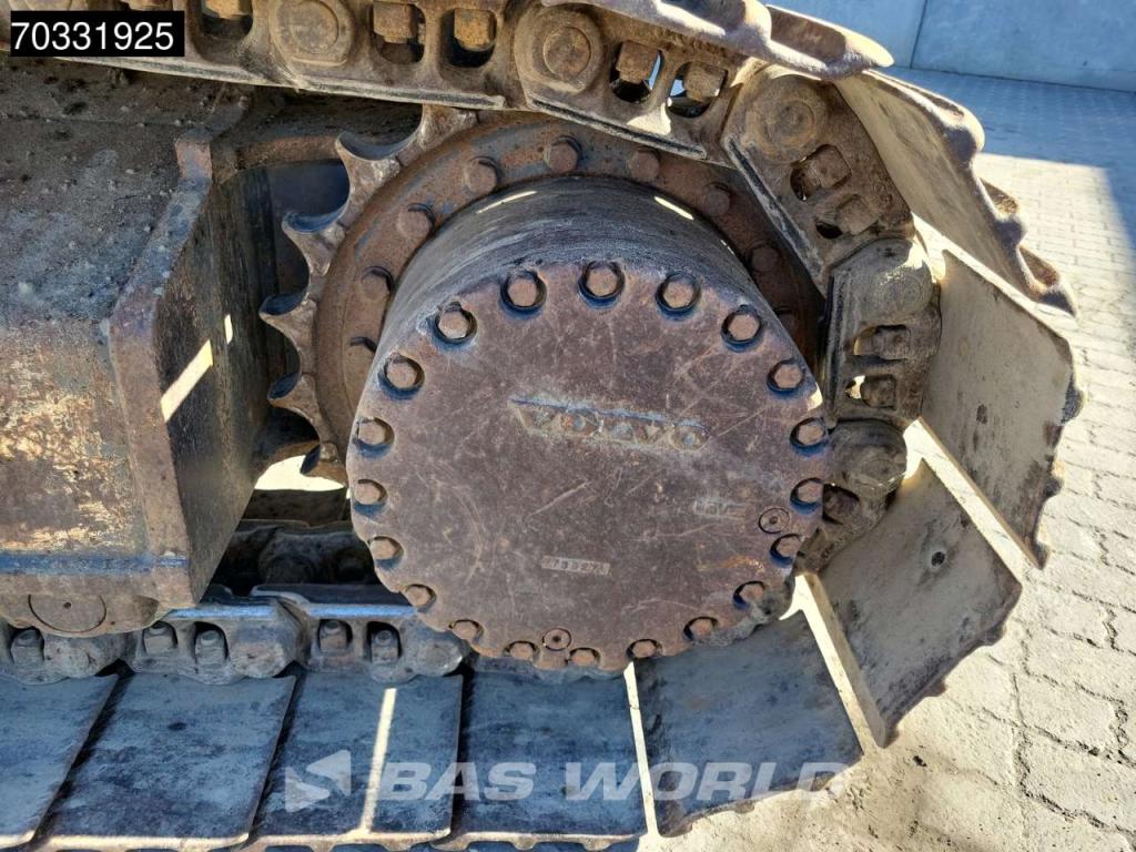 Volvo EC250 E L Photo 25