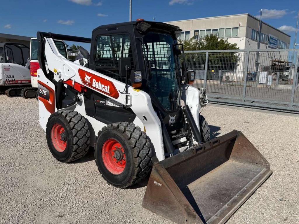 Bobcat S76 Photo 2