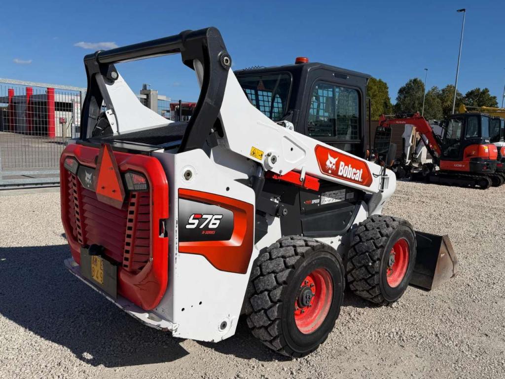 Bobcat S76 Photo 4