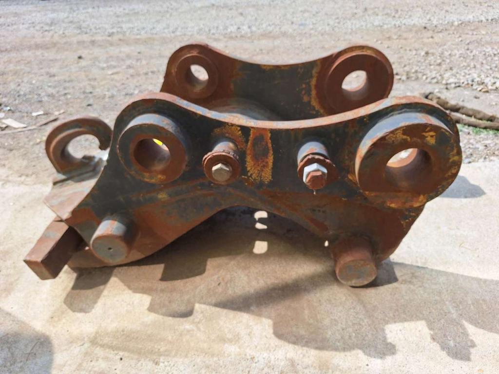 Verachtert CW55S for 25-45 ton excavators Attache rapide Photo 1