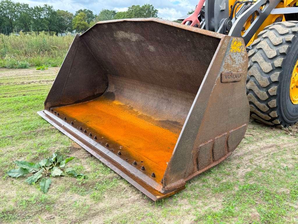 Volvo L90H - 3rd Function / Quick Coupler Photo 22