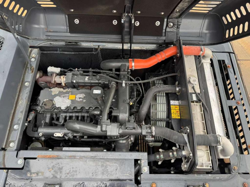 Doosan DX225LC-5 Photo 20