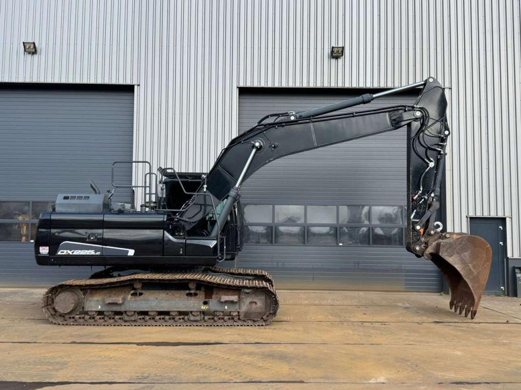 Doosan DX225LC-5 Photo 4