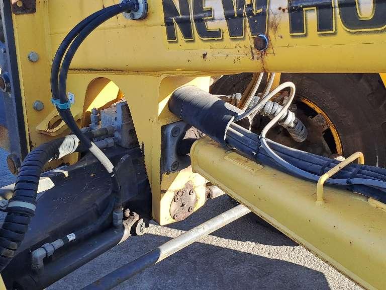 New Holland F106.7A Photo 14