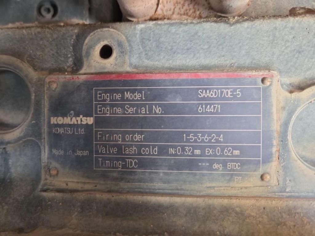 Komatsu HD465-7R Photo 17