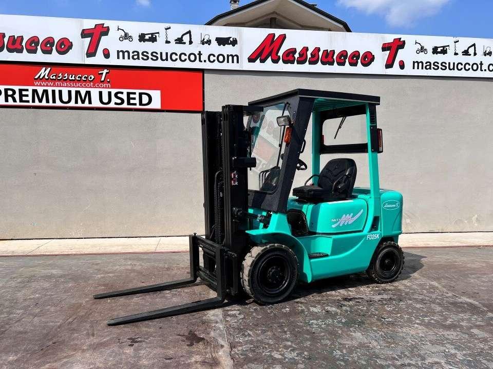Mitsubishi FD25K Photo 1