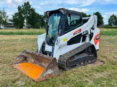 Bobcat T590 - Track Loader / Closed Cab Photo 1