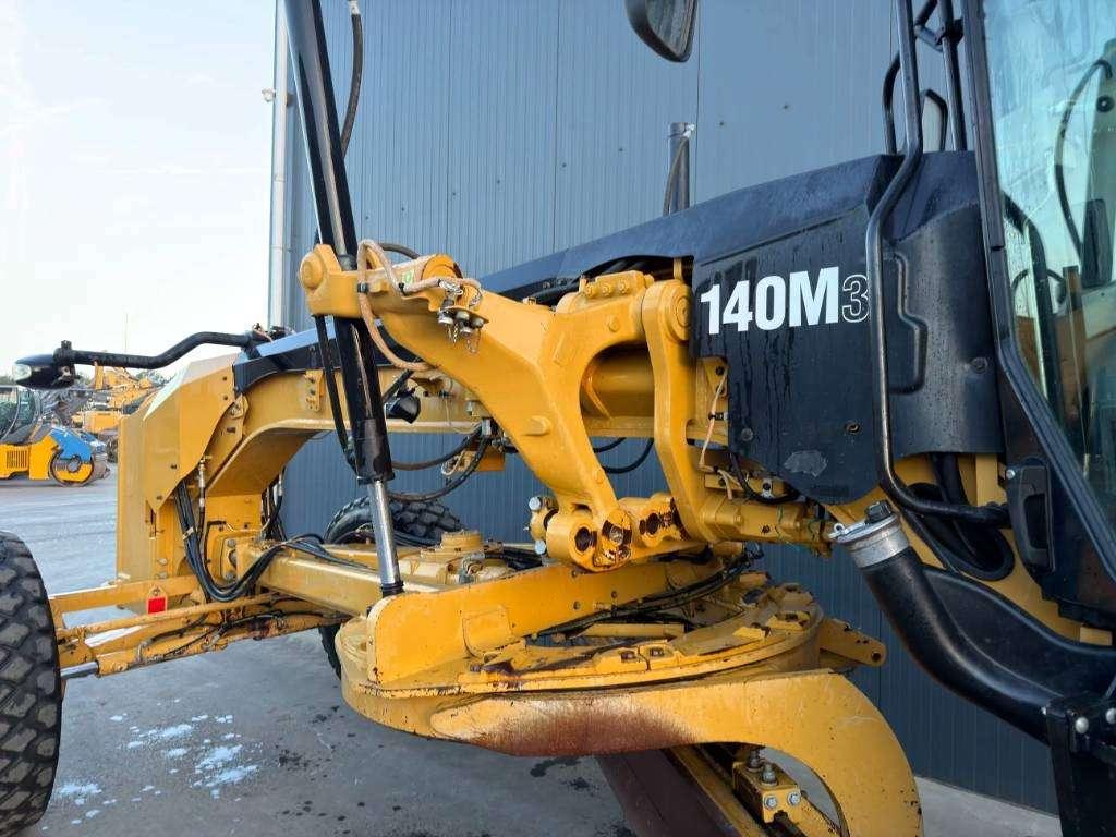 Caterpillar 140M3 Photo 15