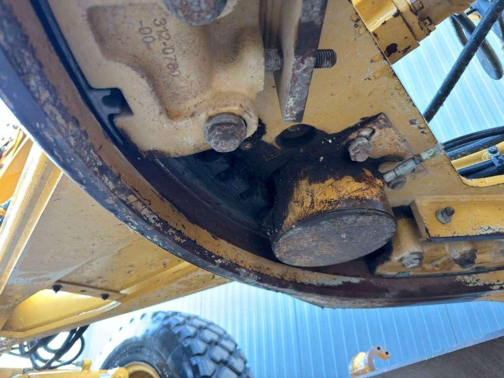 Caterpillar 140M3 Photo 17