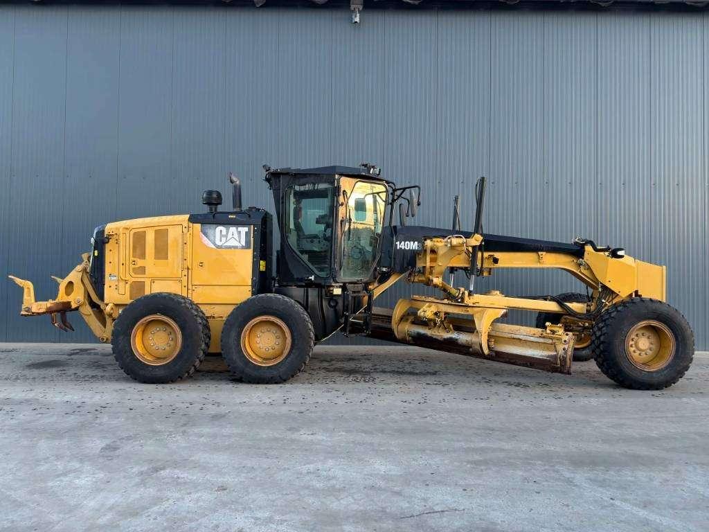 Caterpillar 140M3 Photo 6