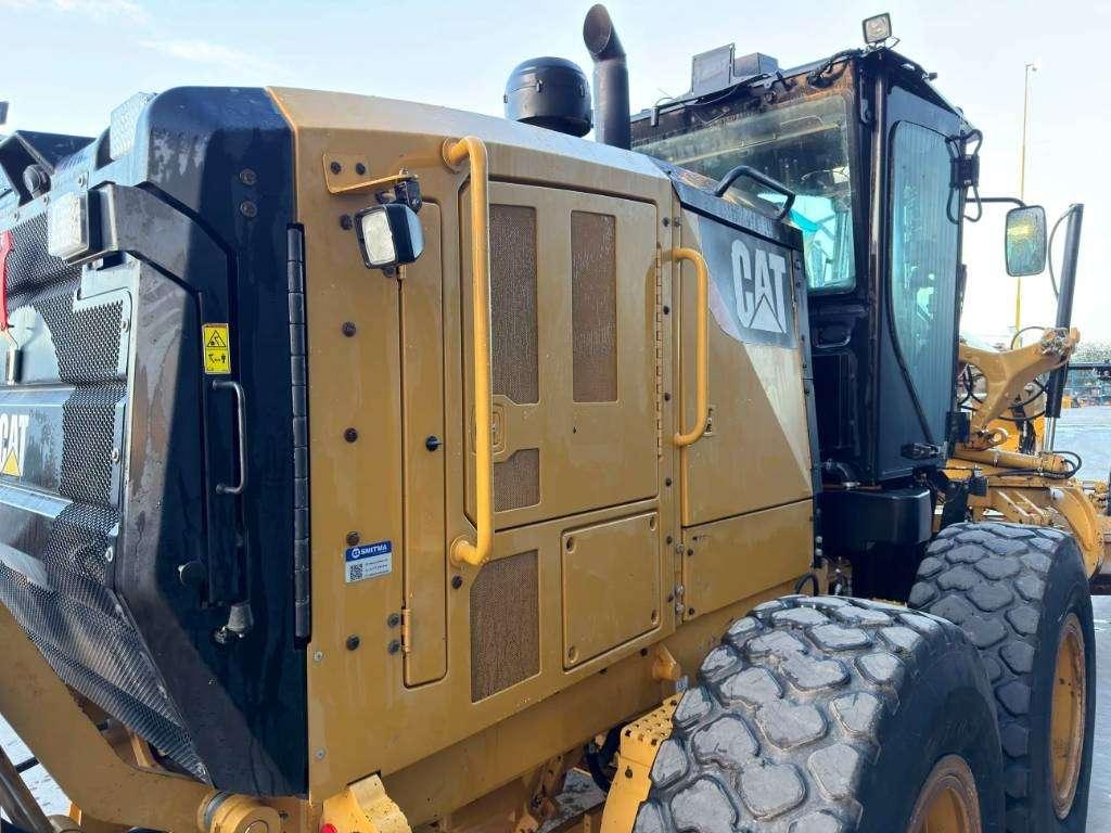 Caterpillar 140M3 Photo 9